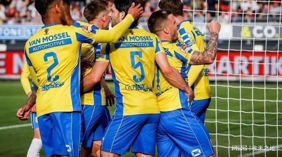 云集的赛场 云集的赛场