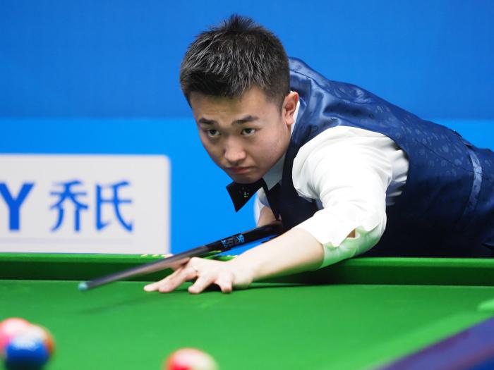 体态并不合 体态并不合